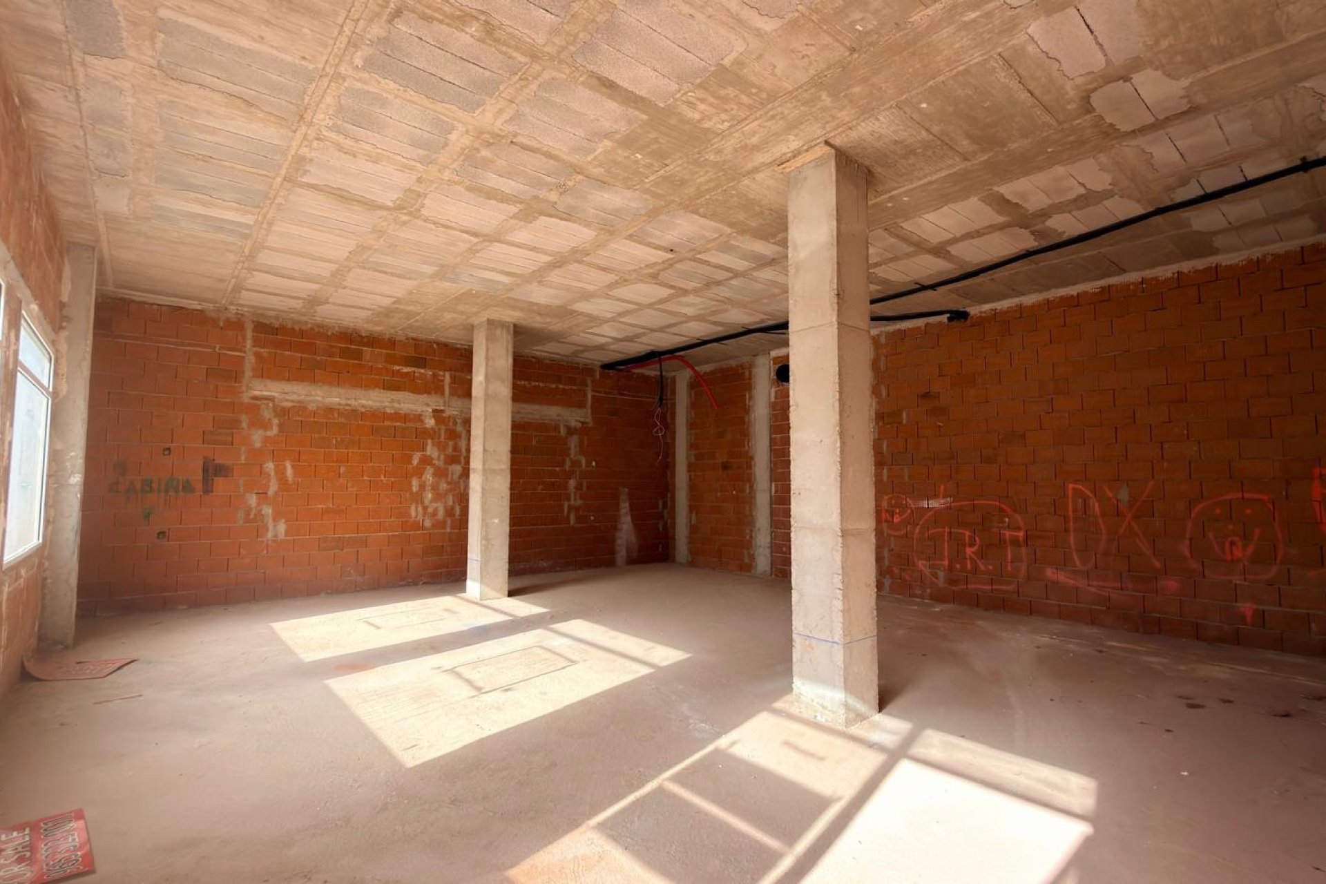 Resale - Commercial -
Orihuela Costa - Los Dolses*