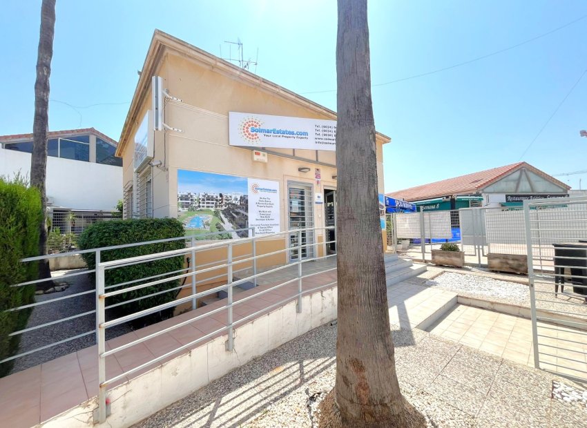 Resale - Commercial -
Orihuela Costa - Playa Flamenca