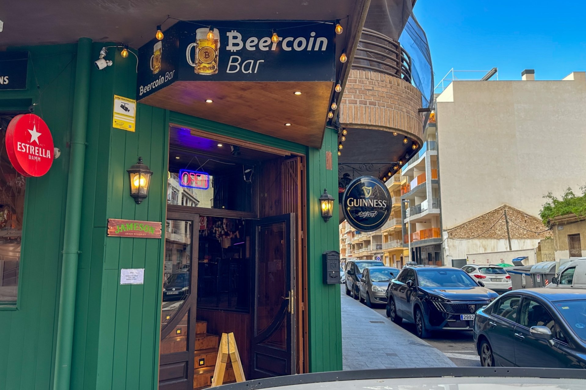 Resale - Commercial -
Torrevieja - Playa del Cura