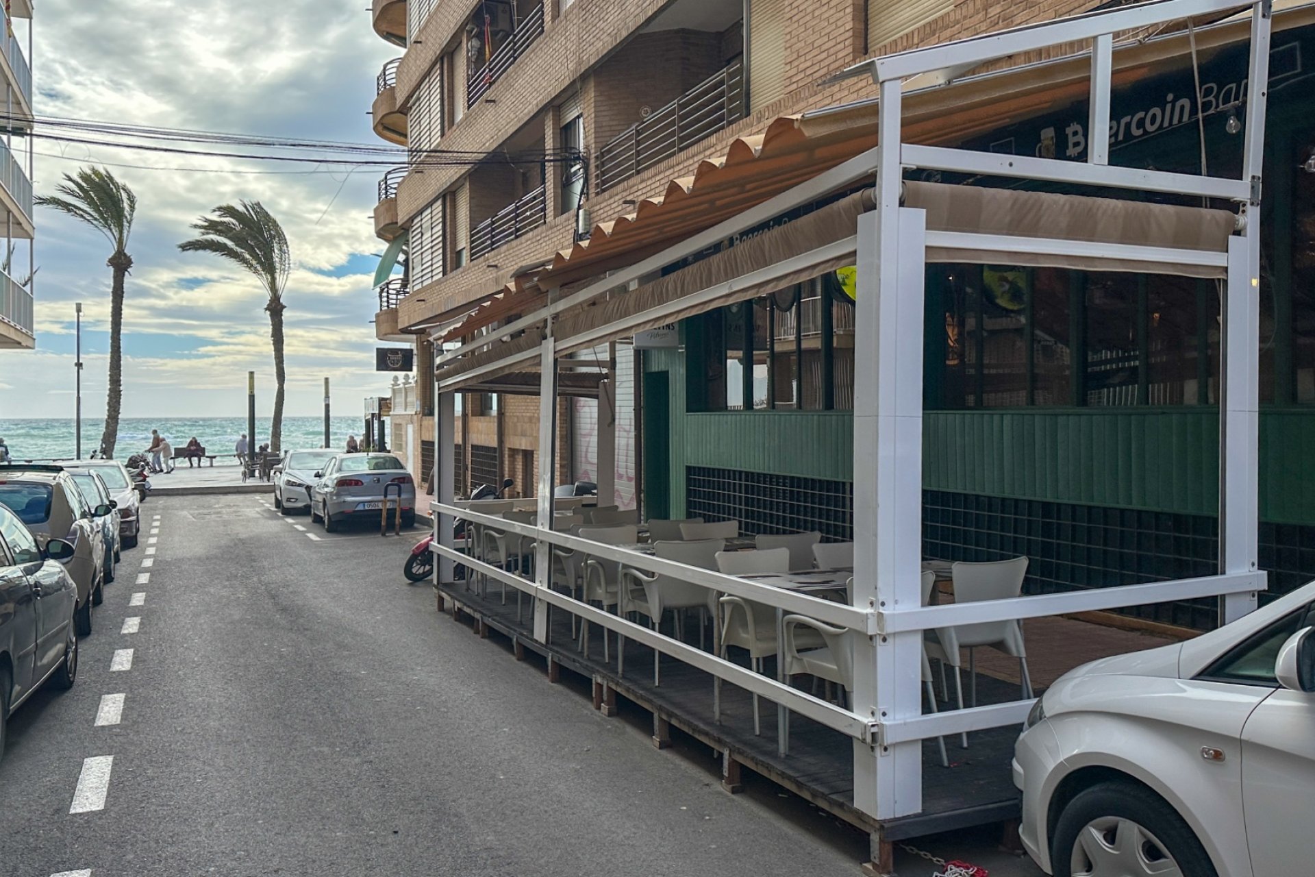 Resale - Commercial -
Torrevieja - Playa del Cura