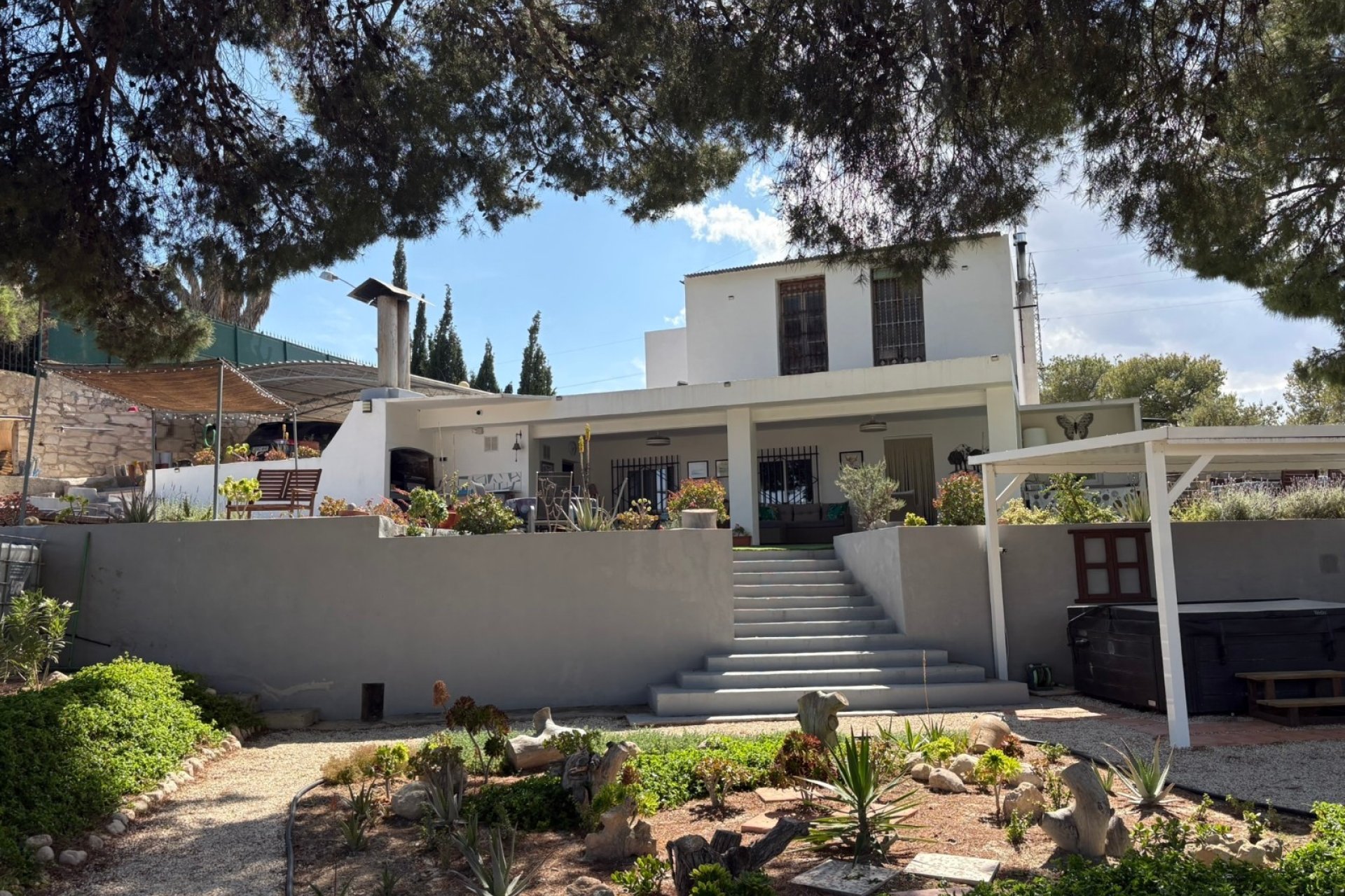 Resale - Country house -
Elche