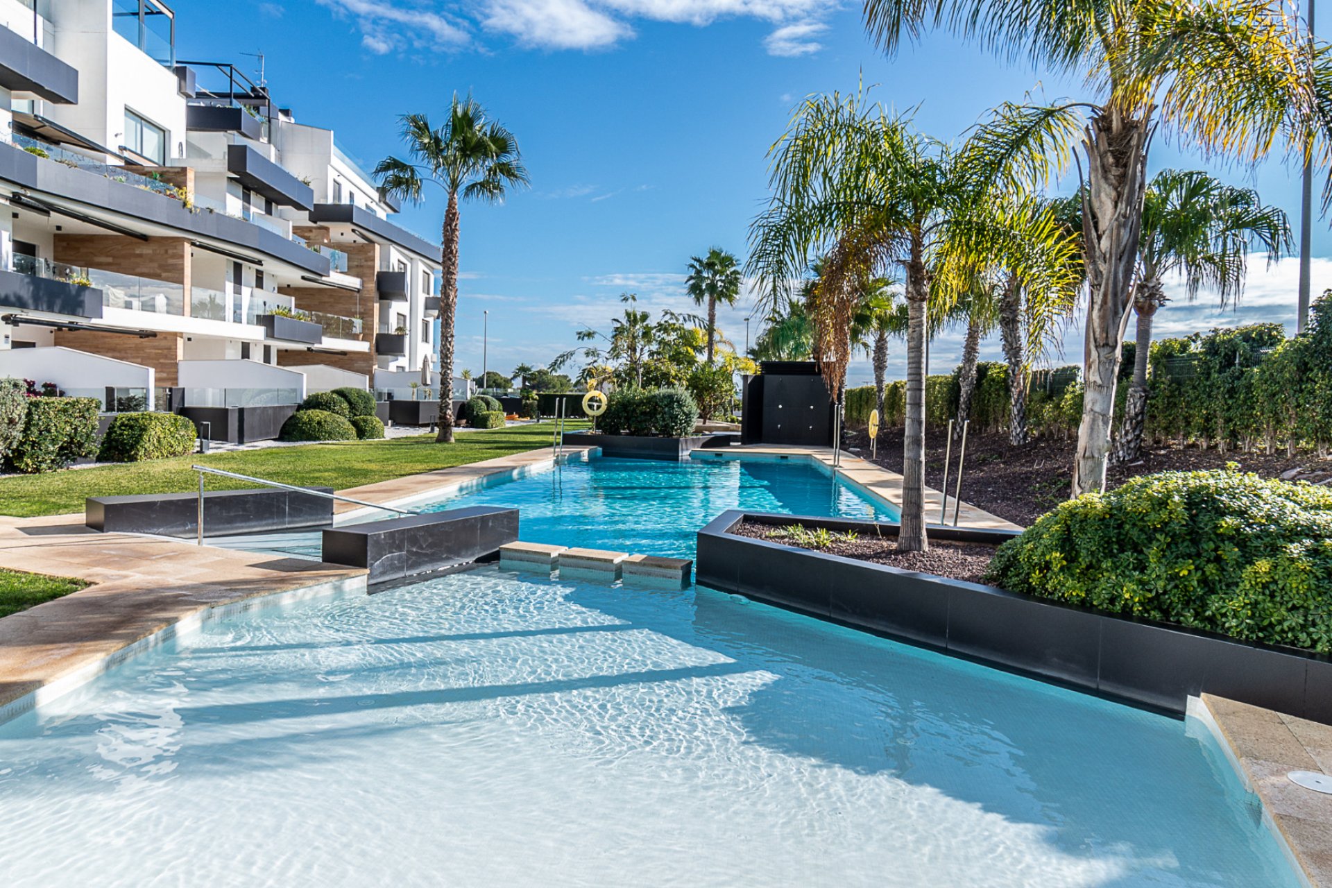 Resale - Penthouse -
Los Dolses