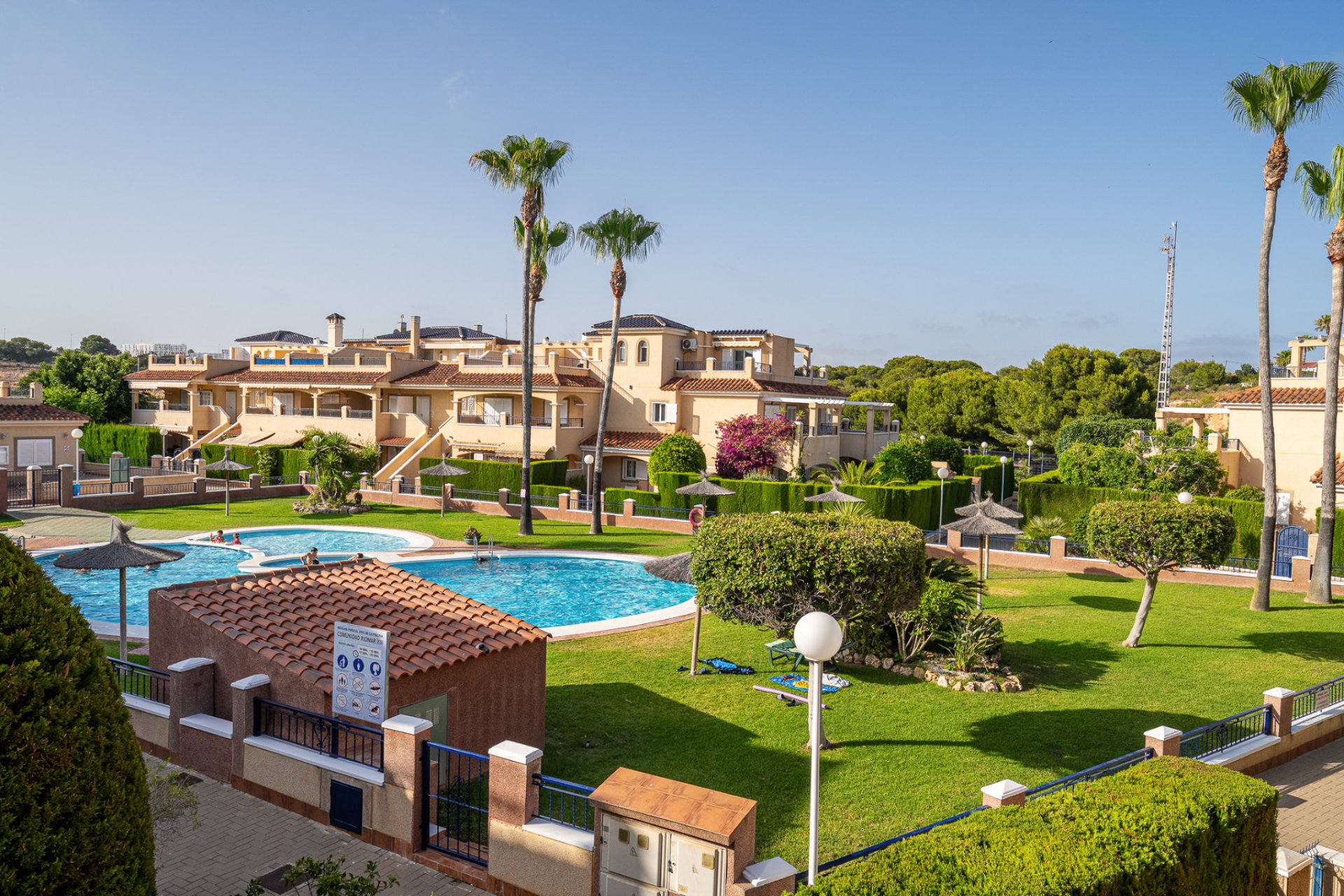 Resale - Penthouse -
Mil Palmeras - Riomar