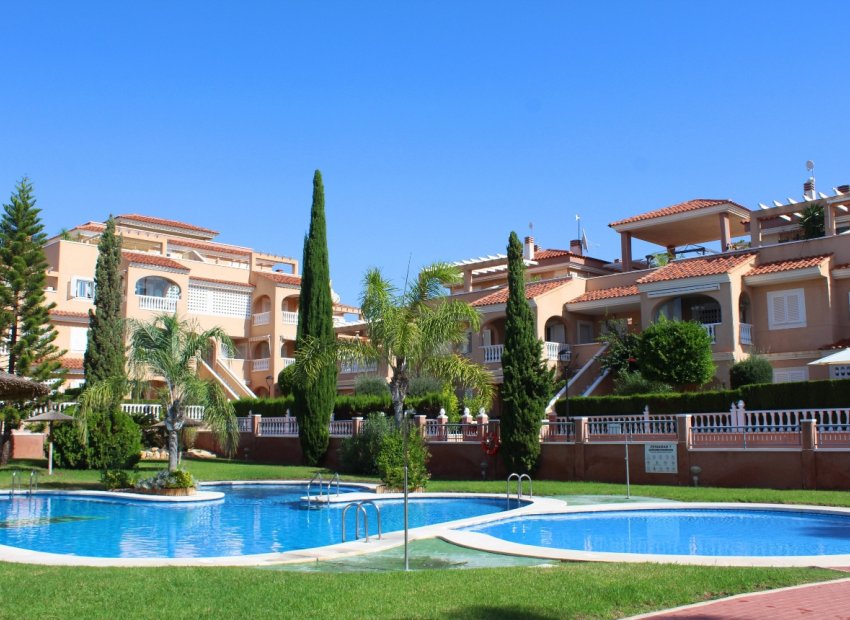 Resale - Penthouse -
Orihuela Costa - Playa Flamenca