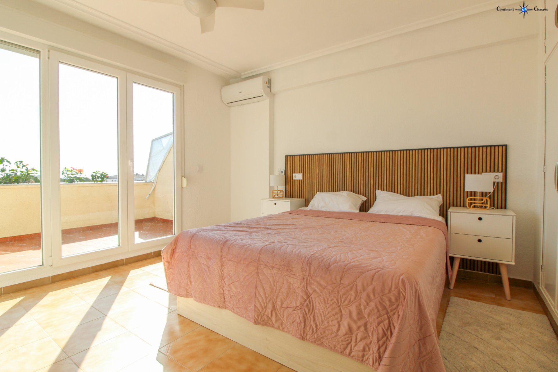 Resale - Penthouse -
Punta Prima - Beachside