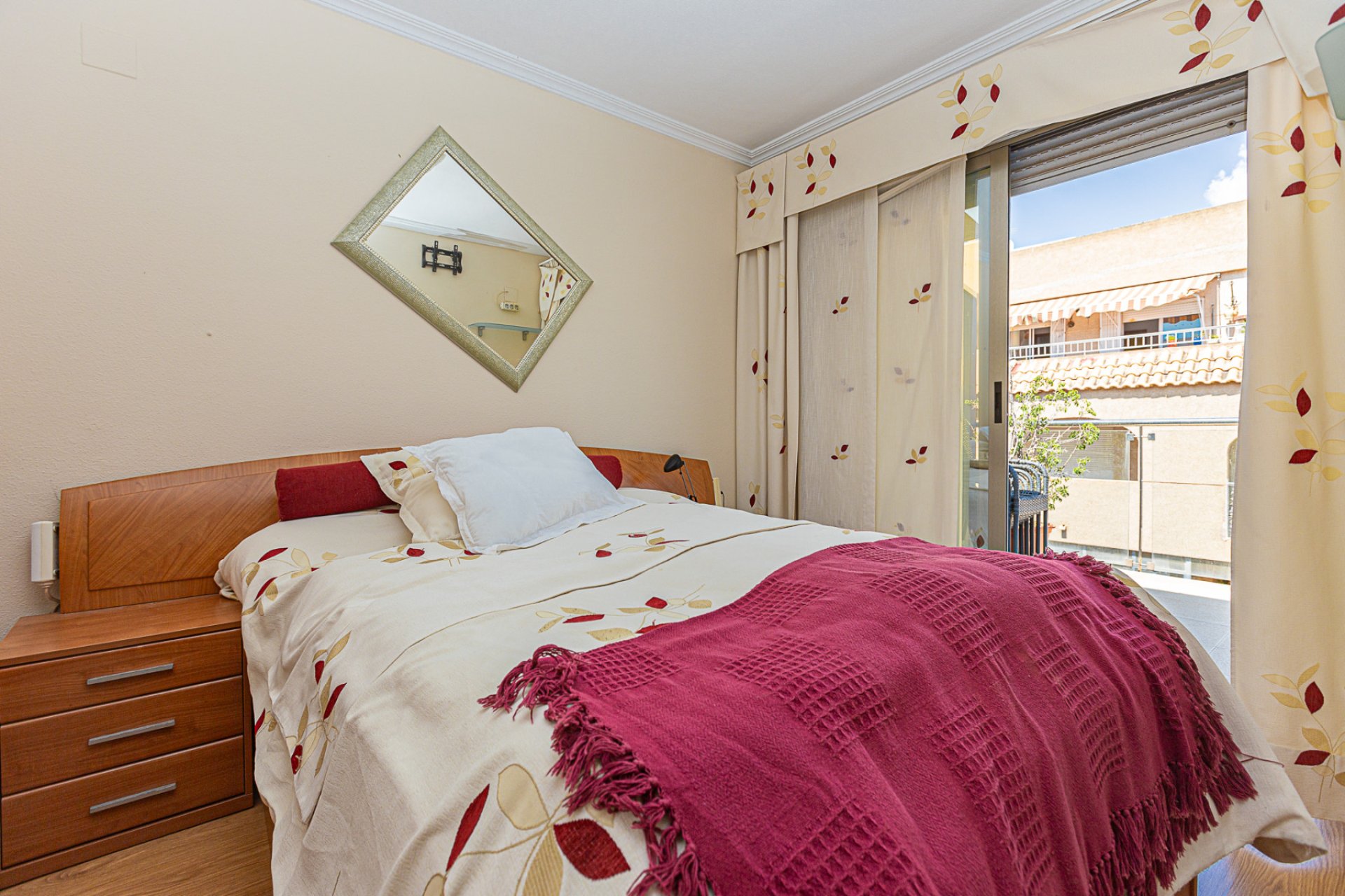 Resale - Penthouse -
Torrevieja - Beach