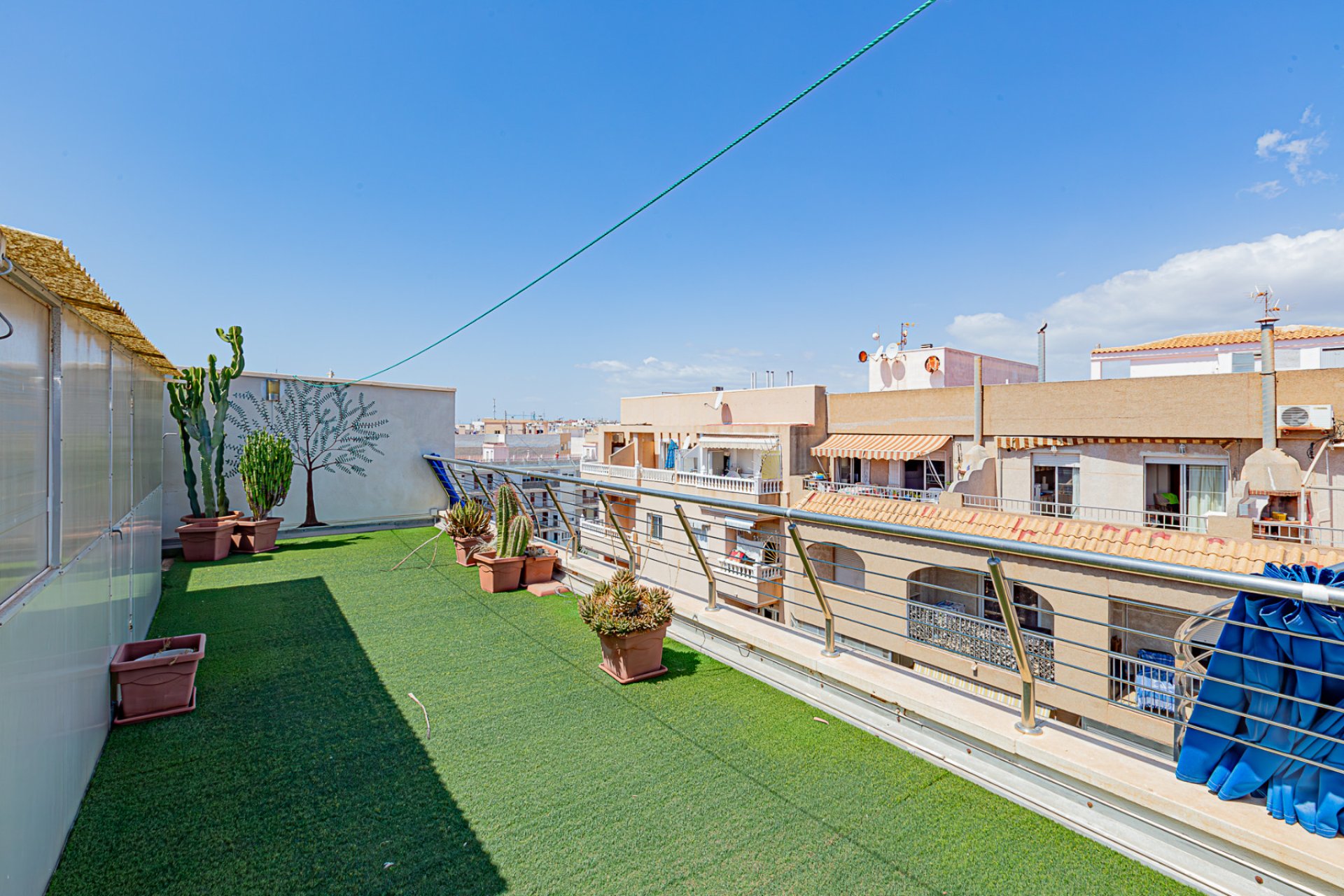 Resale - Penthouse -
Torrevieja - Beach