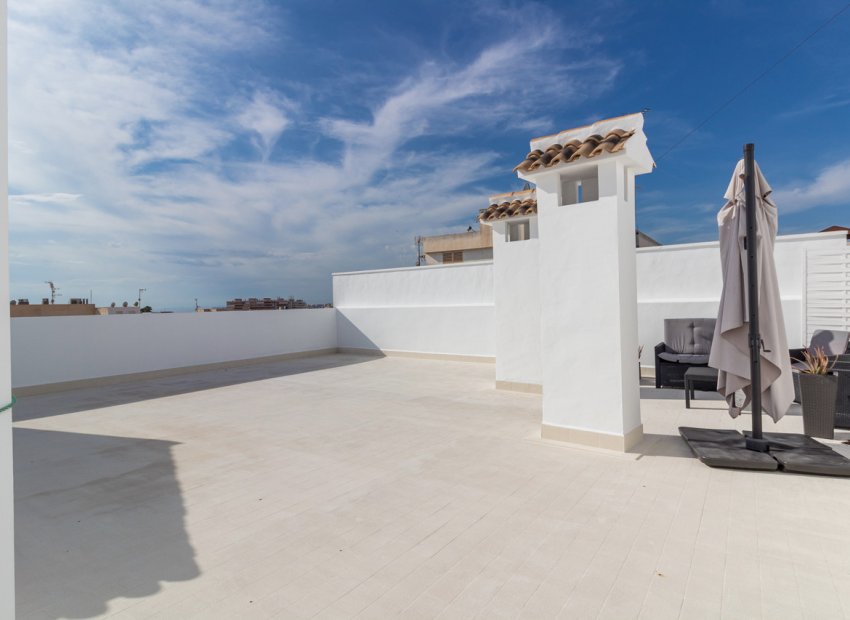 Resale - Penthouse -
Torrevieja - Playa de los Locos