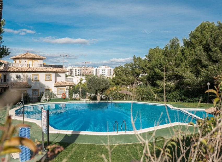 Resale - Penthouse -
Villamartín - Pinada Golf