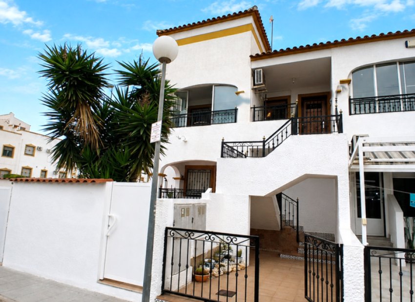Resale - Penthouse -
Vistabella Golf Entre Naranjos - Costa Blanca