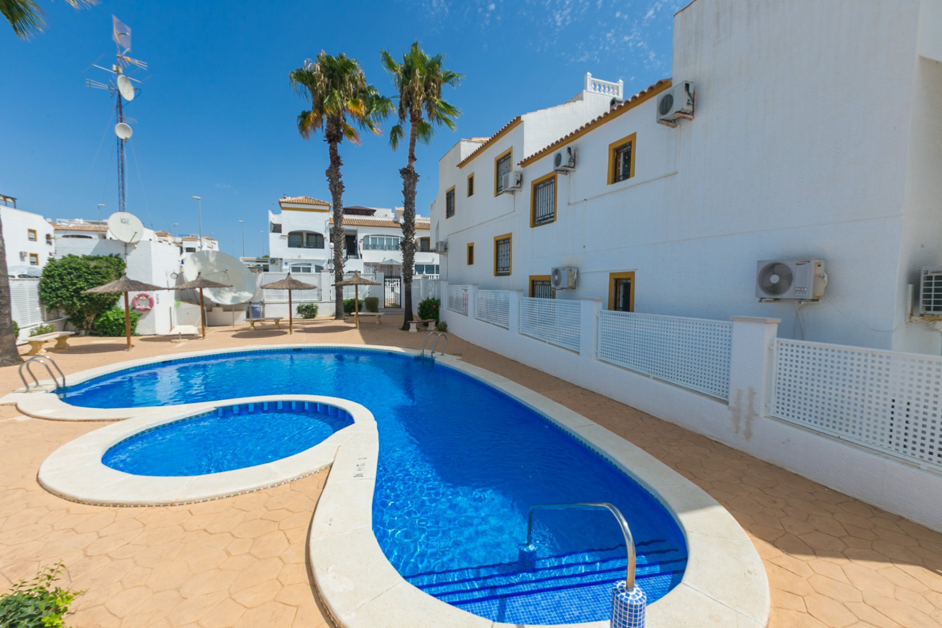 Resale - Penthouse -
Vistabella - Vistabella Golf