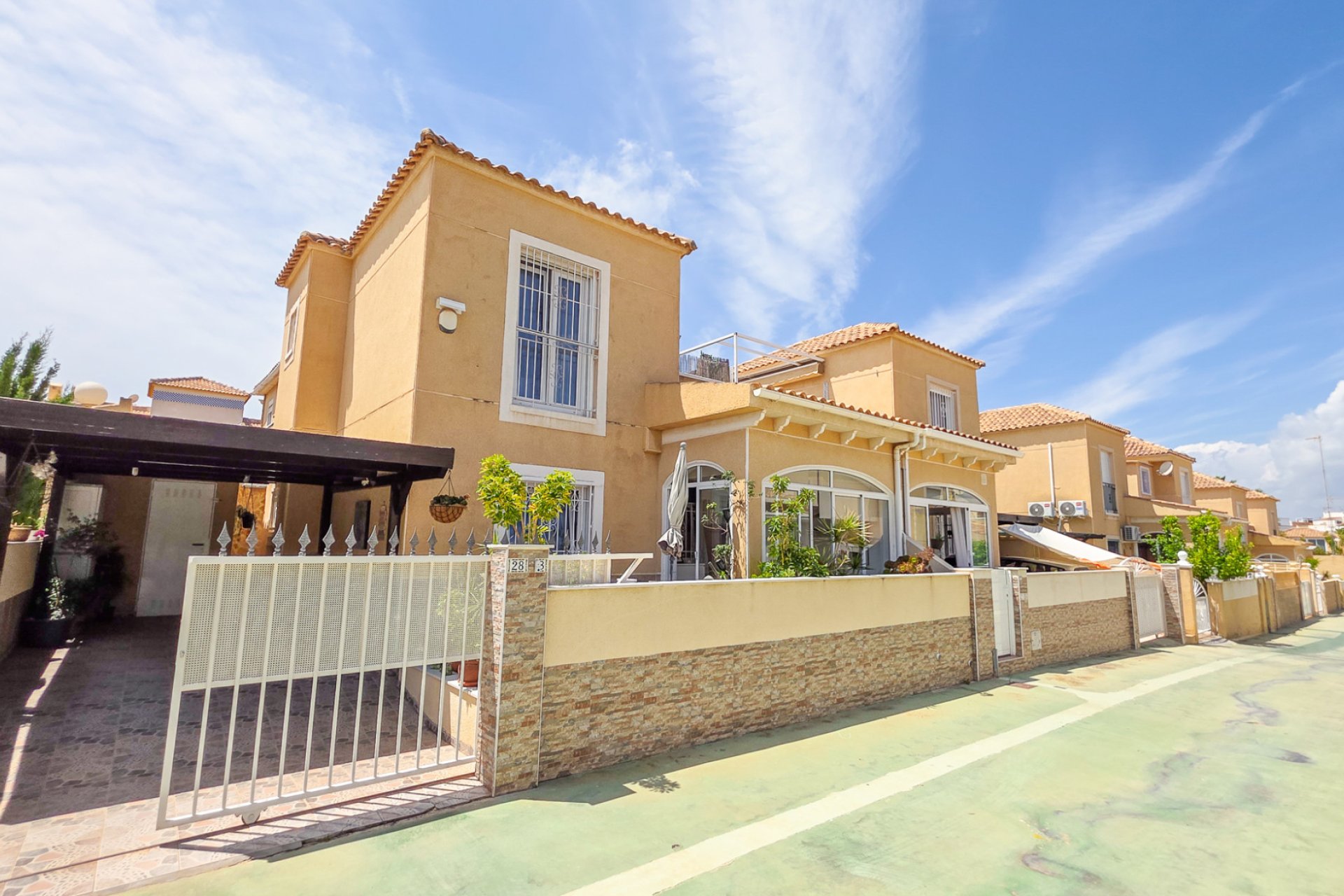 Resale - Quad House -
Los Balcones - Los Balcones - Los Altos del Edén