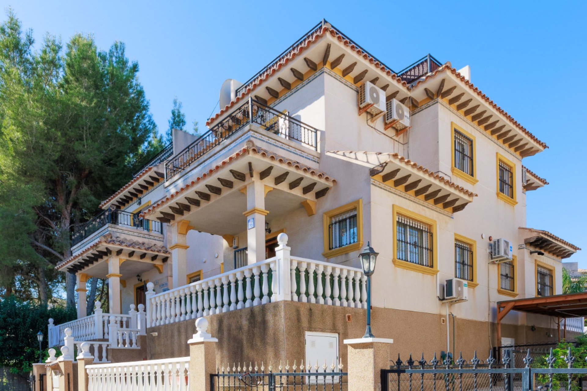Resale - Quad House -
Villamartín - Pinada Golf