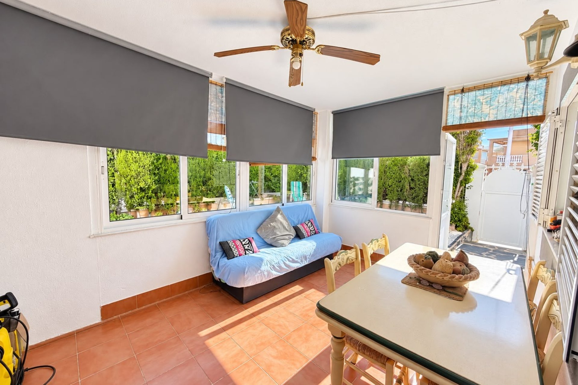 Resale - Semi - Detached Villa -
Alicante - La Florida