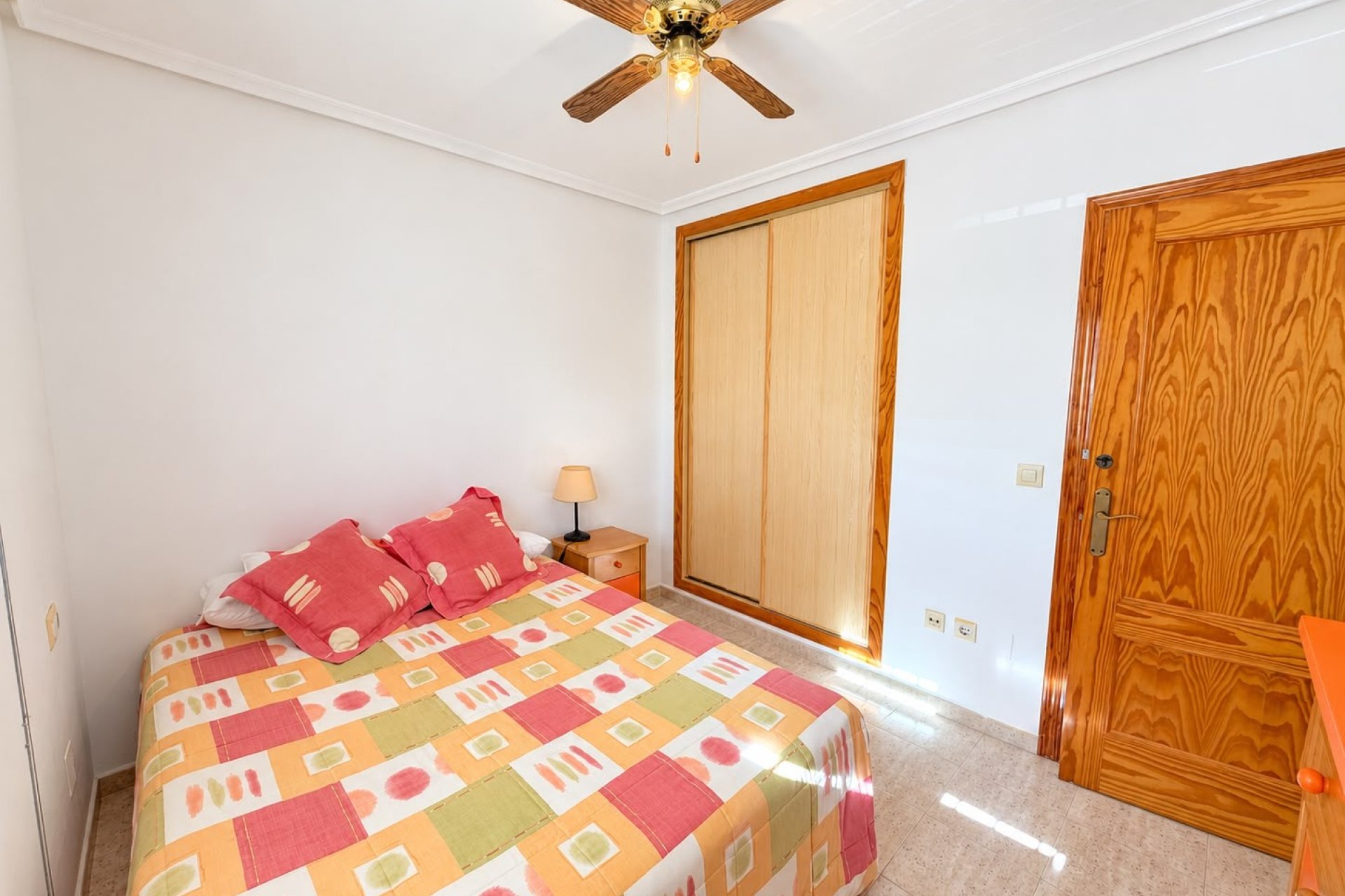 Resale - Semi - Detached Villa -
Alicante - La Florida