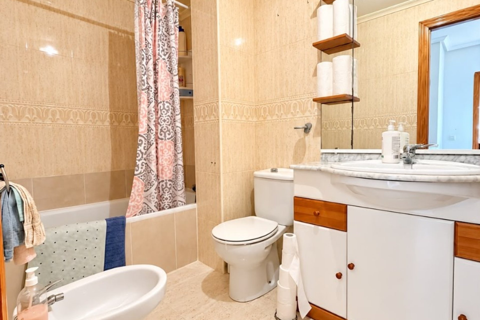 Resale - Semi - Detached Villa -
Alicante - La Florida
