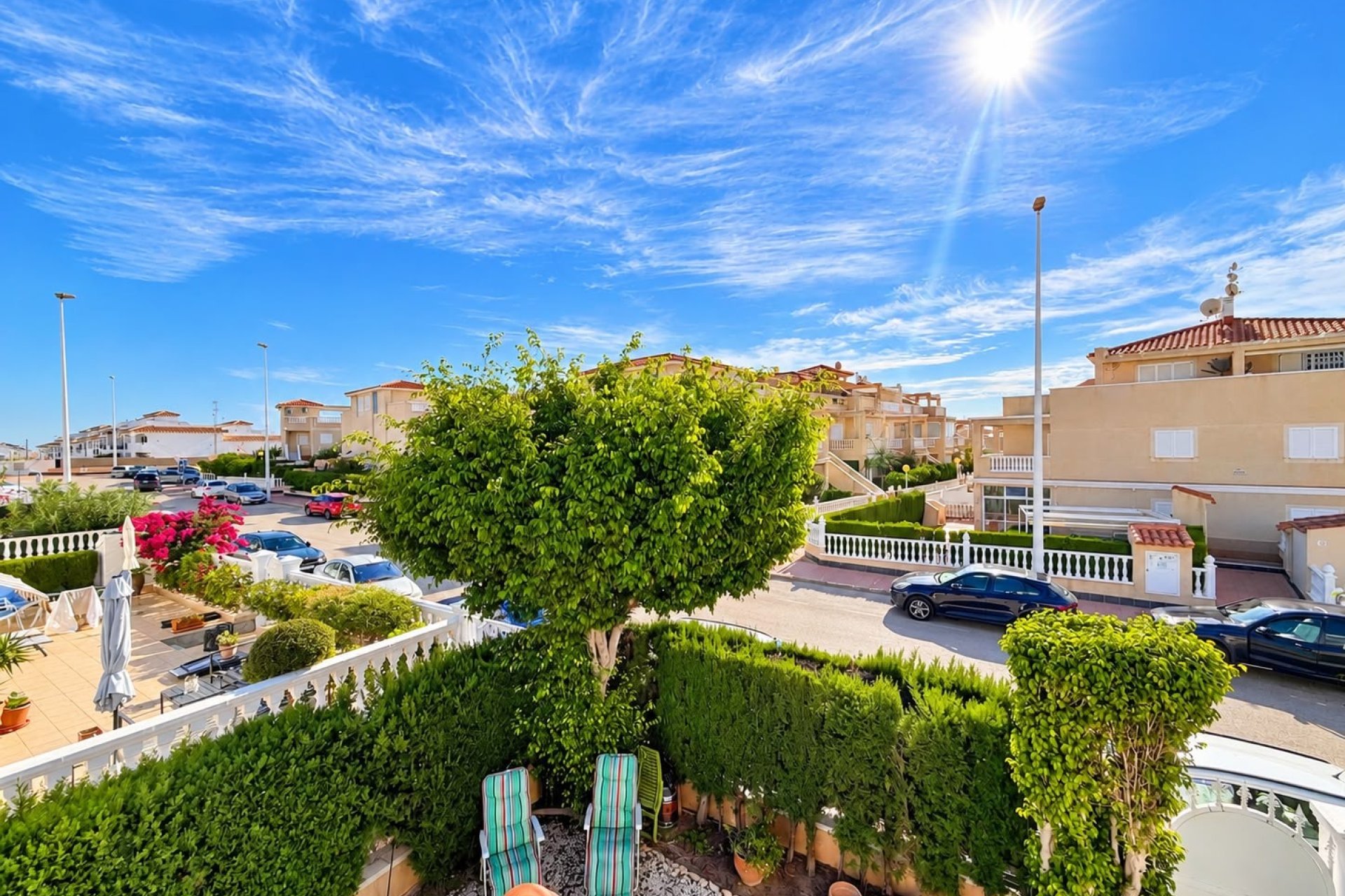 Resale - Semi - Detached Villa -
Alicante - La Florida