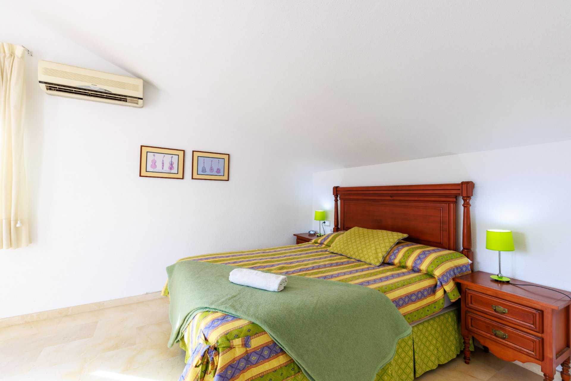 Resale - Semi - Detached Villa -
Las Ramblas