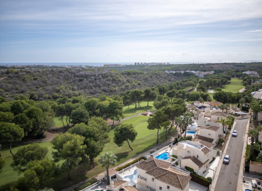 Resale - Semi - Detached Villa -
Las Ramblas