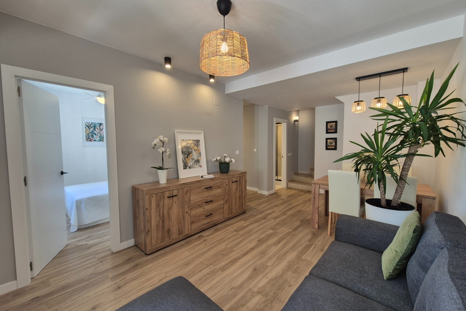 Resale - Townhouse -
Alicante - La Florida