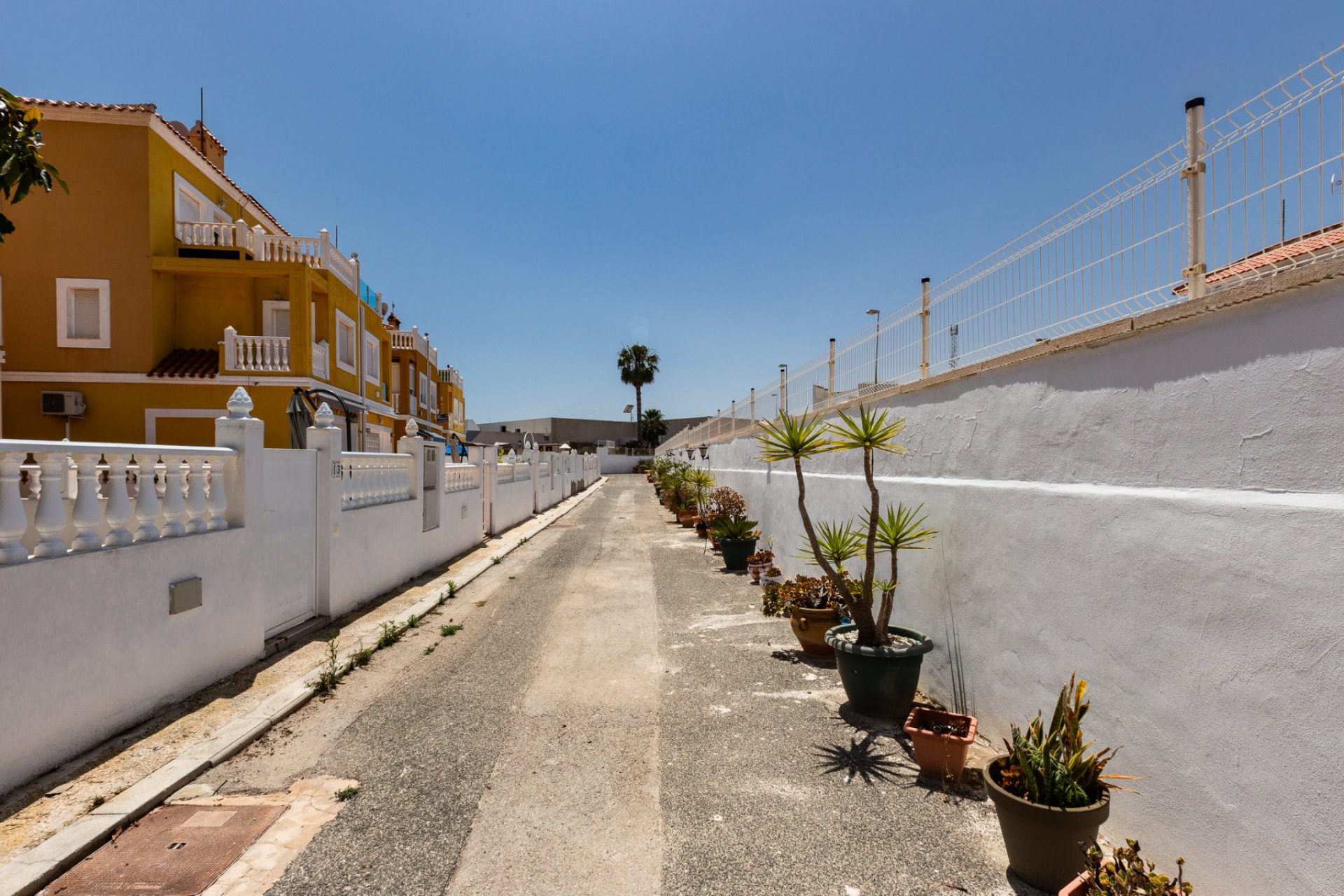 Resale - Townhouse -
La Zenia