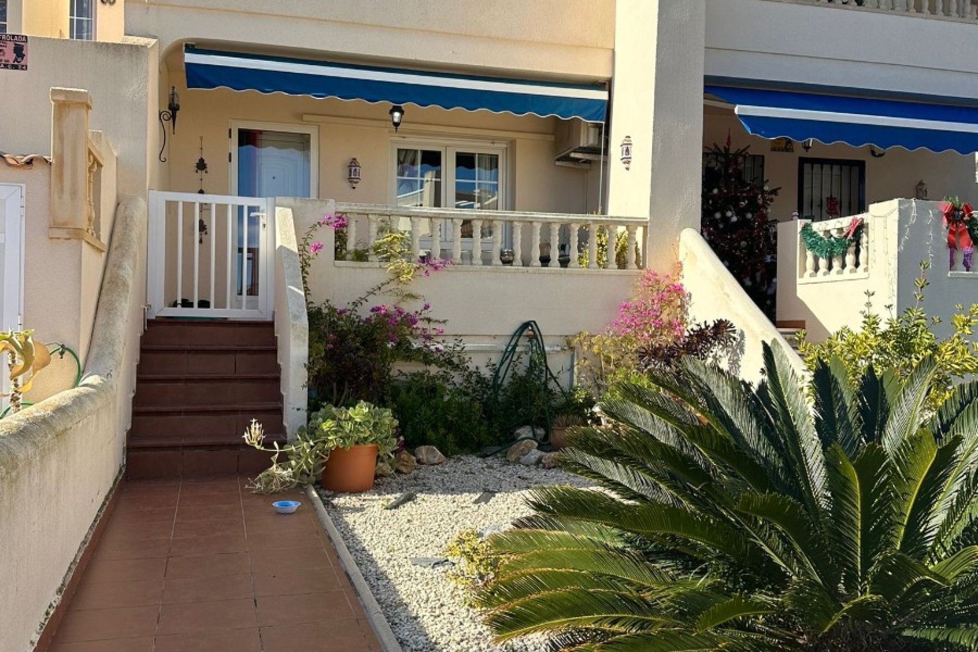 Resale - Townhouse -
Las Ramblas