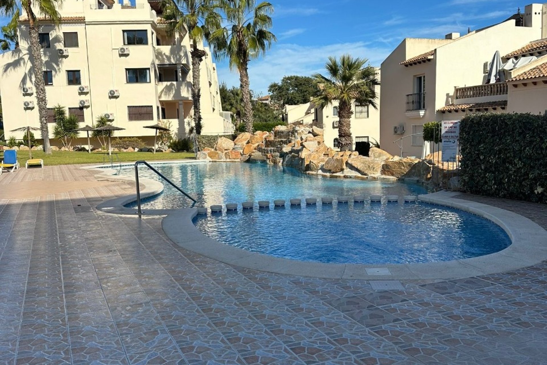 Resale - Townhouse -
Las Ramblas