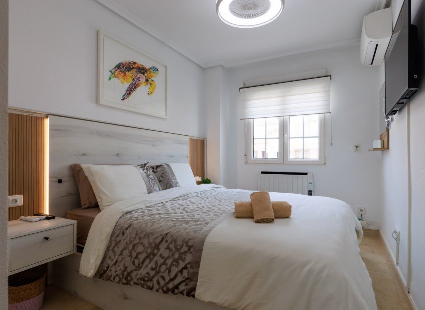 Resale - Townhouse -
Los Dolses