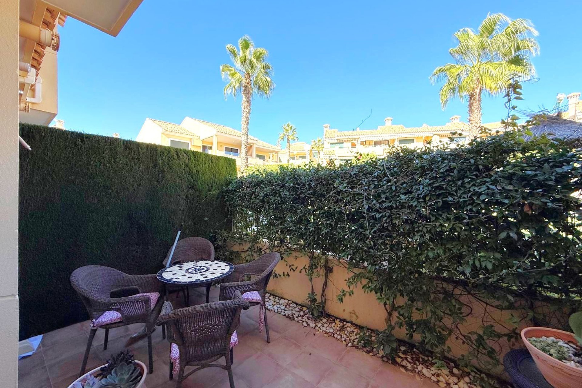 Resale - Townhouse -
Orihuela Costa - Campoamor