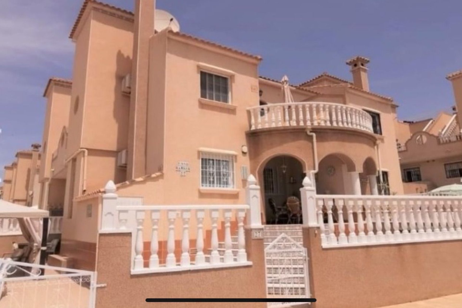 Resale - Townhouse -
Orihuela Costa - Las Filipinas