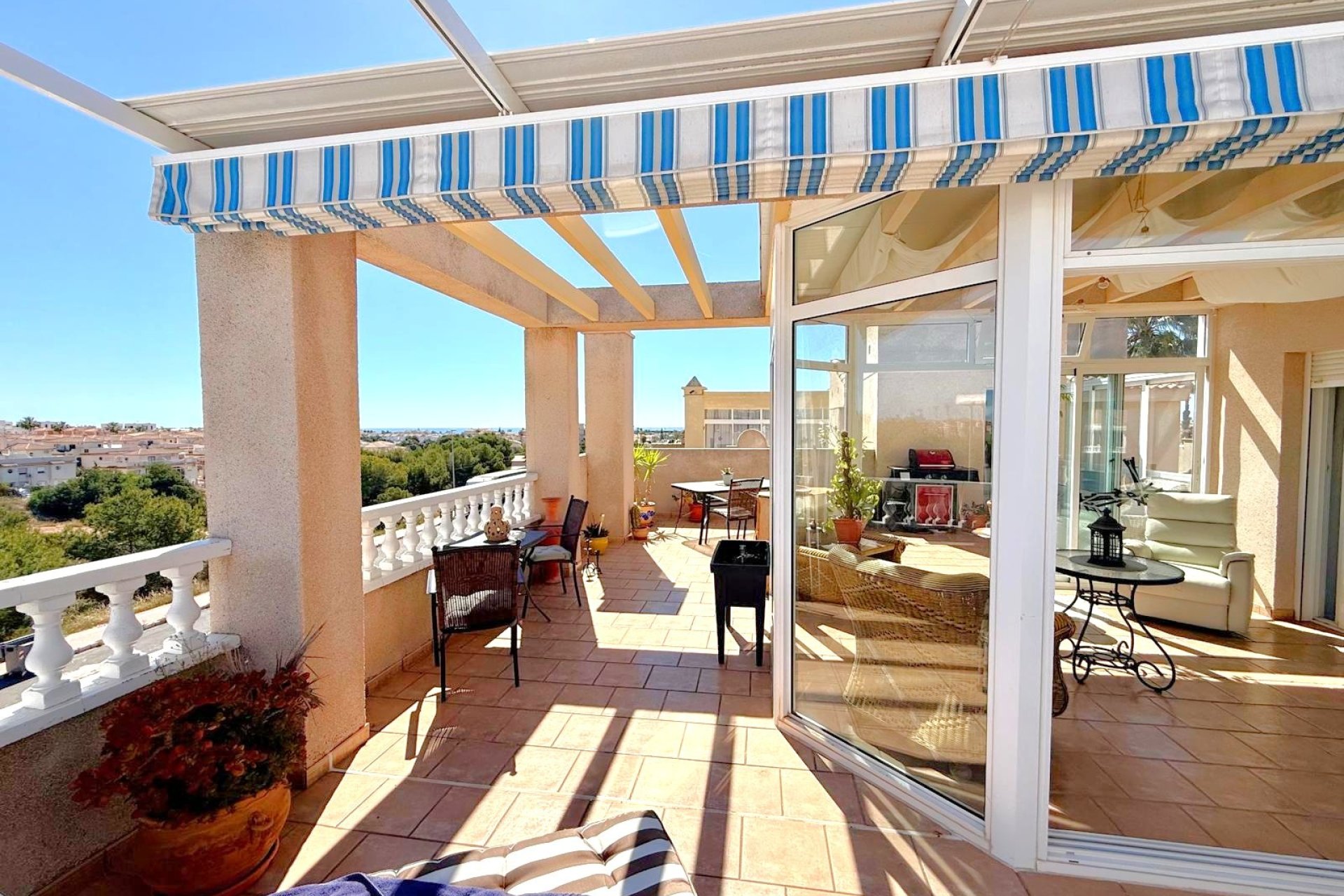 Resale - Townhouse -
Orihuela Costa - Playa Flamenca
