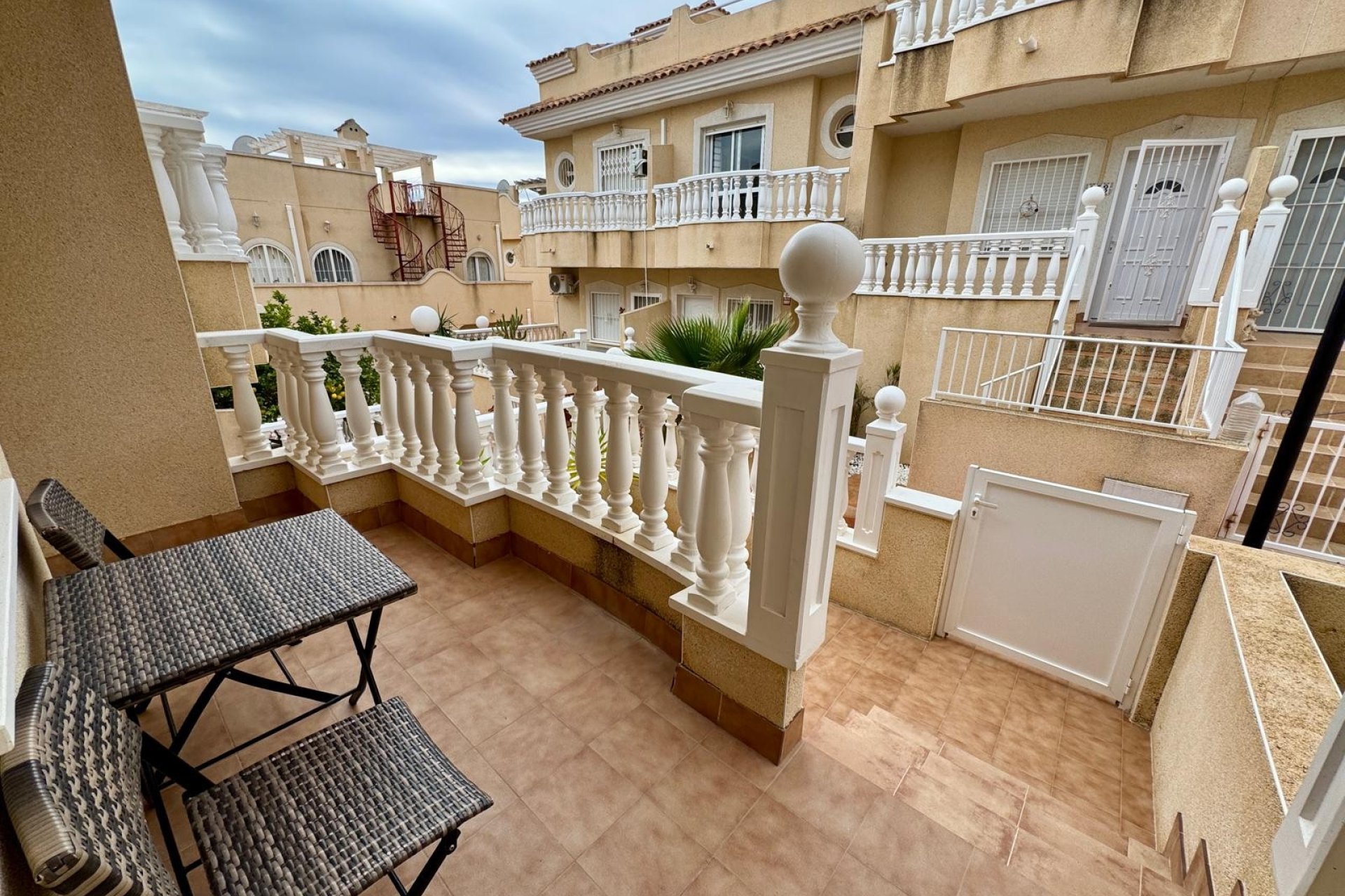 Resale - Townhouse -
Orihuela Costa - Villamartin
