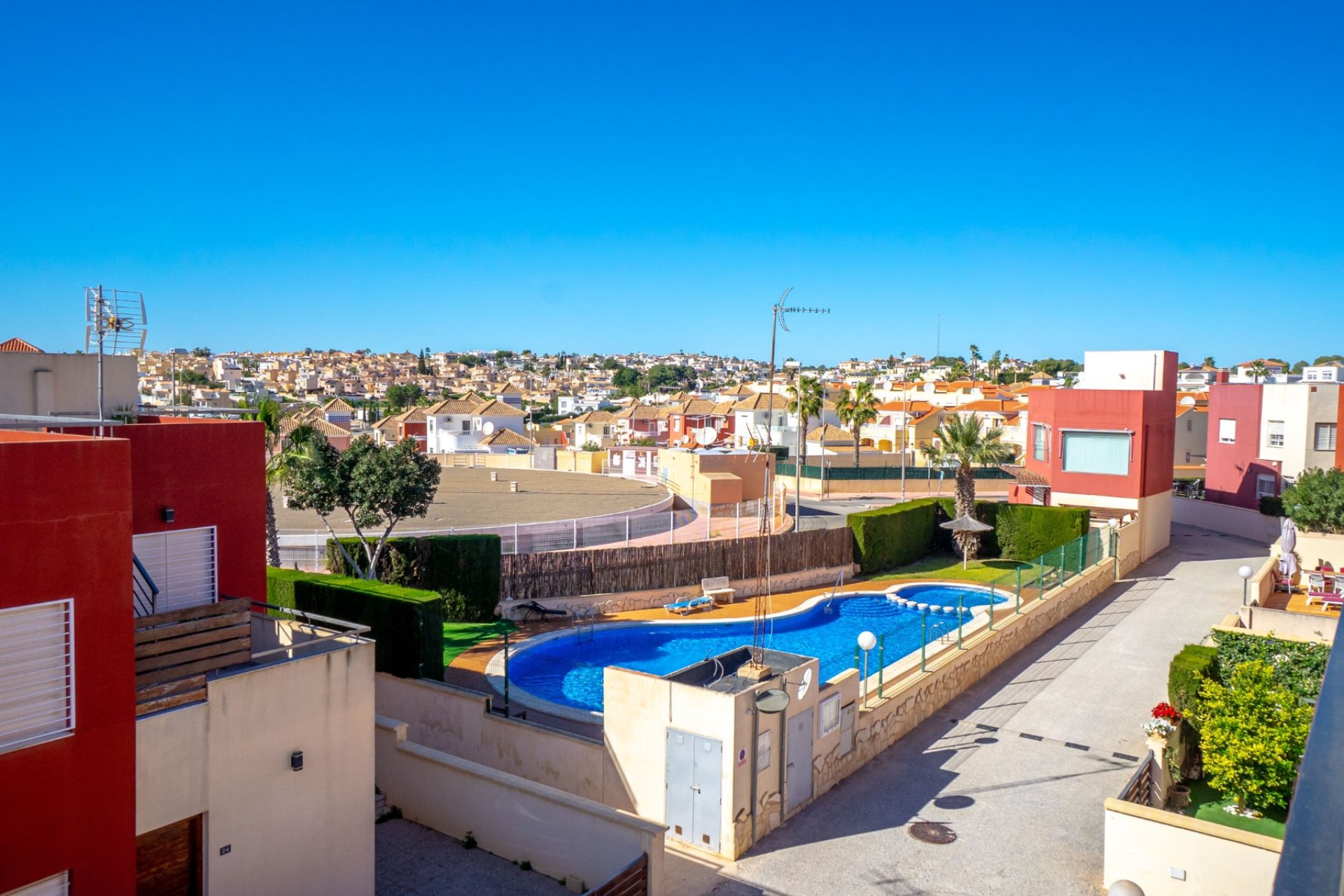 Resale - Townhouse -
Orihuela Costa - Villamartin
