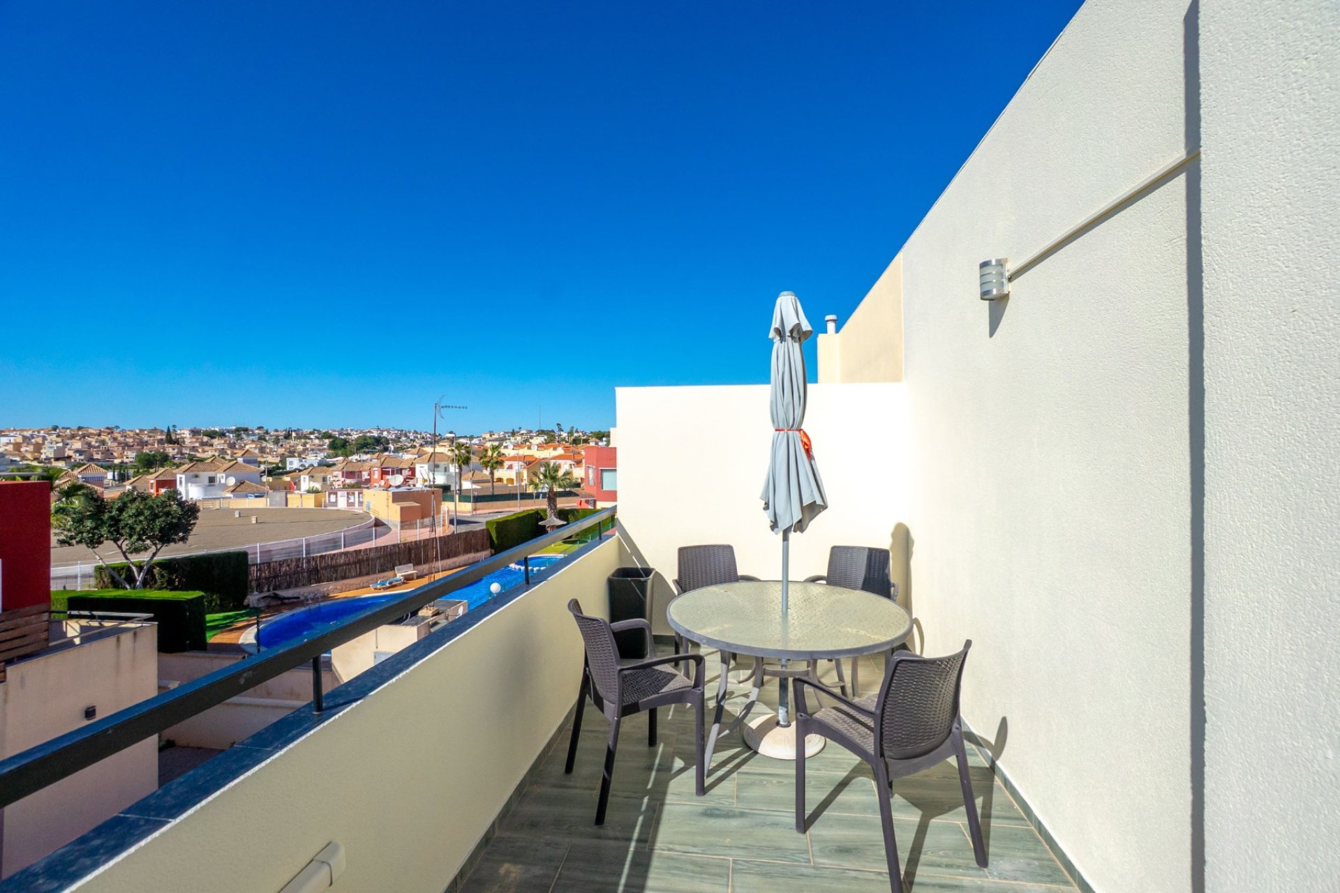 Resale - Townhouse -
Orihuela Costa - Villamartin