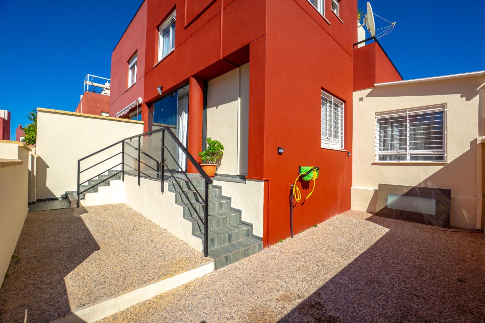 Resale - Townhouse -
Orihuela Costa - Villamartin