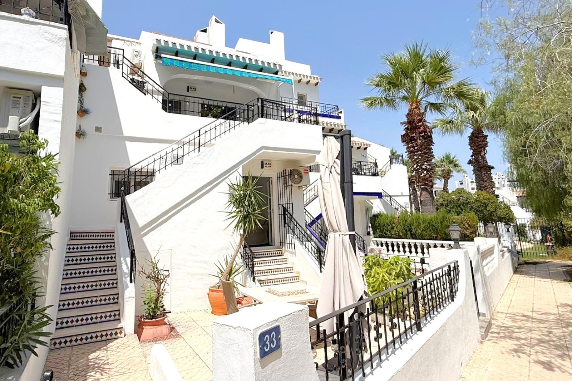 Resale - Townhouse -
Orihuela Costa - Villamartin