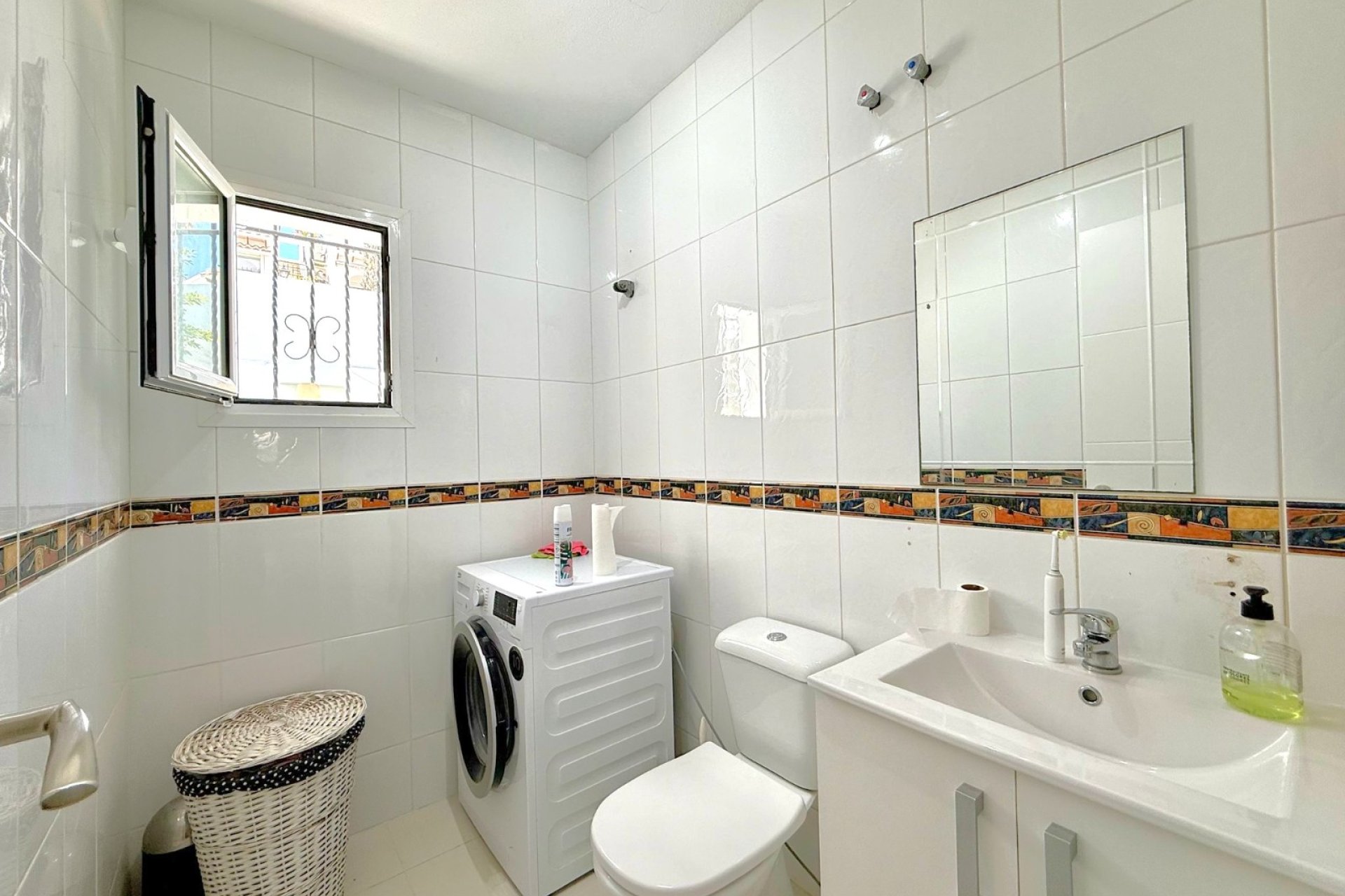 Resale - Townhouse -
Orihuela Costa - Villamartin