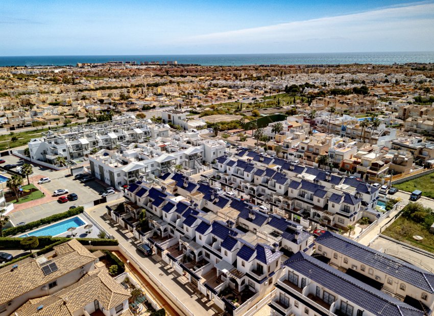 Resale - Townhouse -
Playa Flamenca