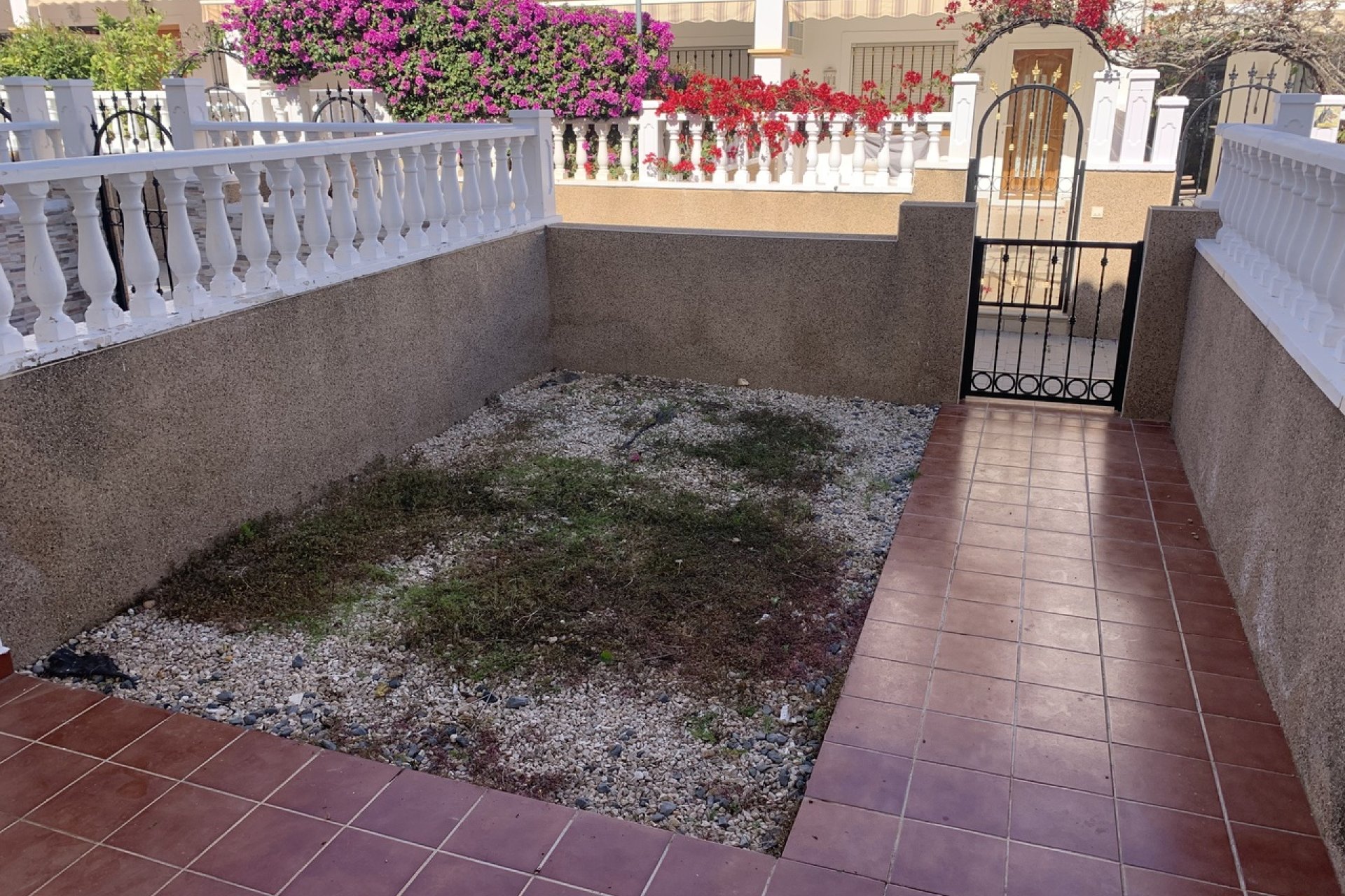 Resale - Townhouse -
Punta Prima