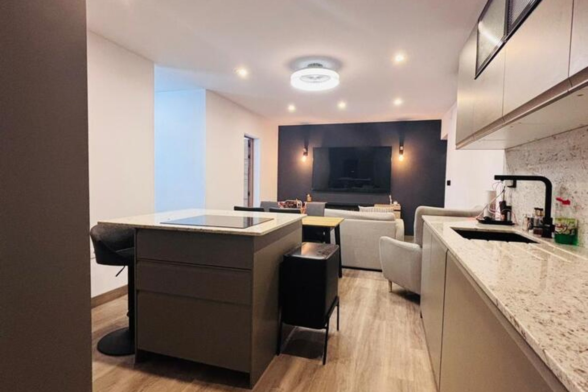 Resale - Townhouse -
San Miguel de Salinas - Costa Blanca