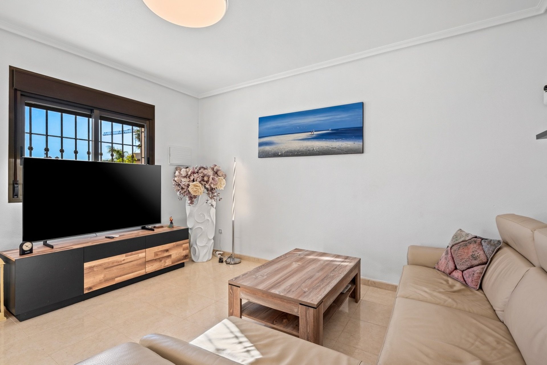 Resale - Townhouse -
San Miguel de Salinas