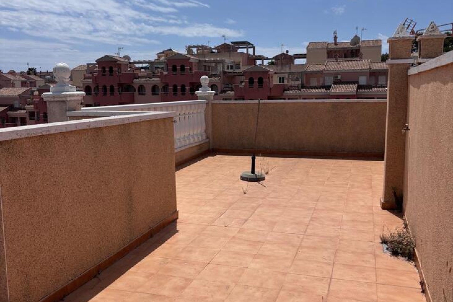 Resale - Townhouse -
Villamartín - Costa Blanca