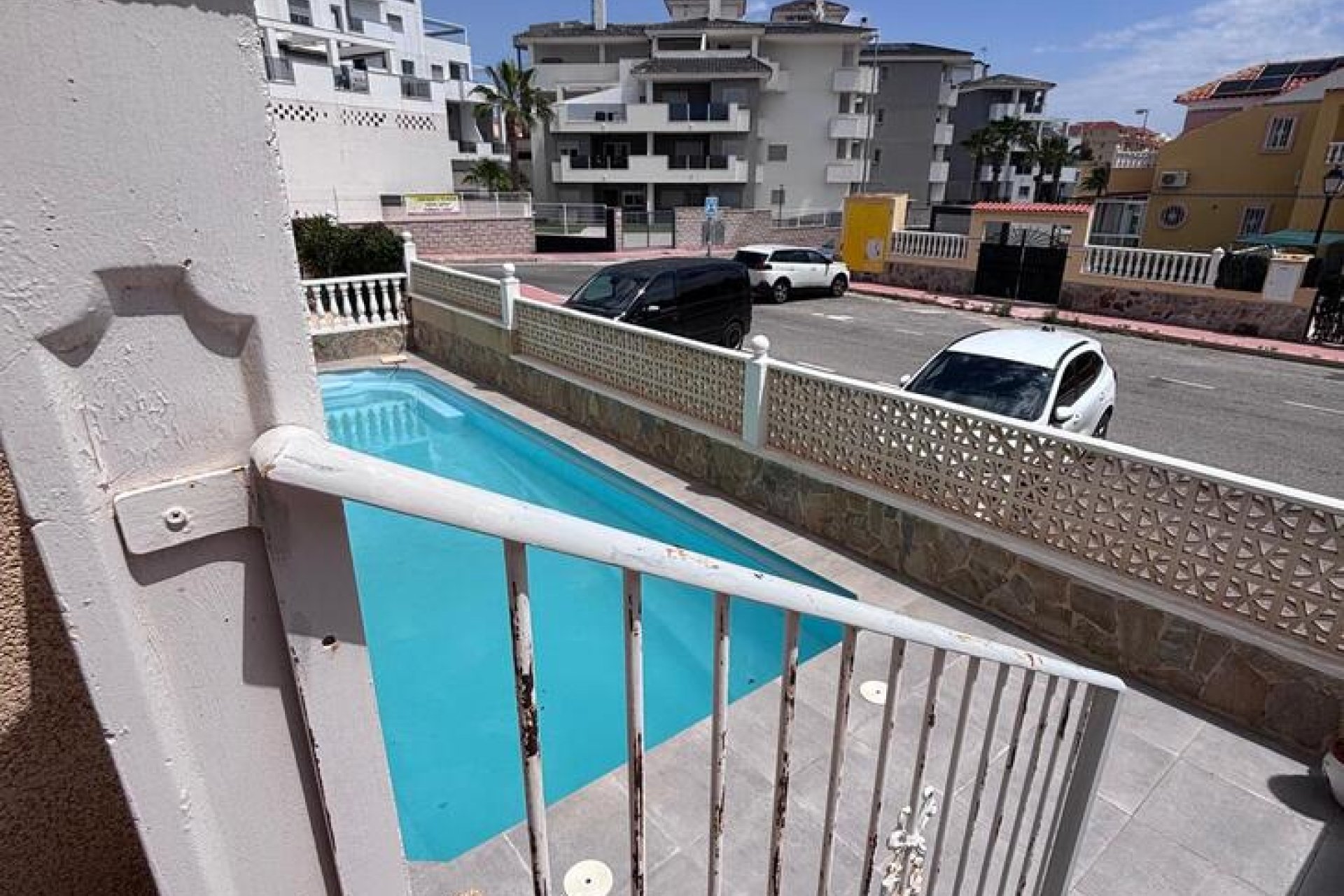 Resale - Townhouse -
Villamartín - Costa Blanca