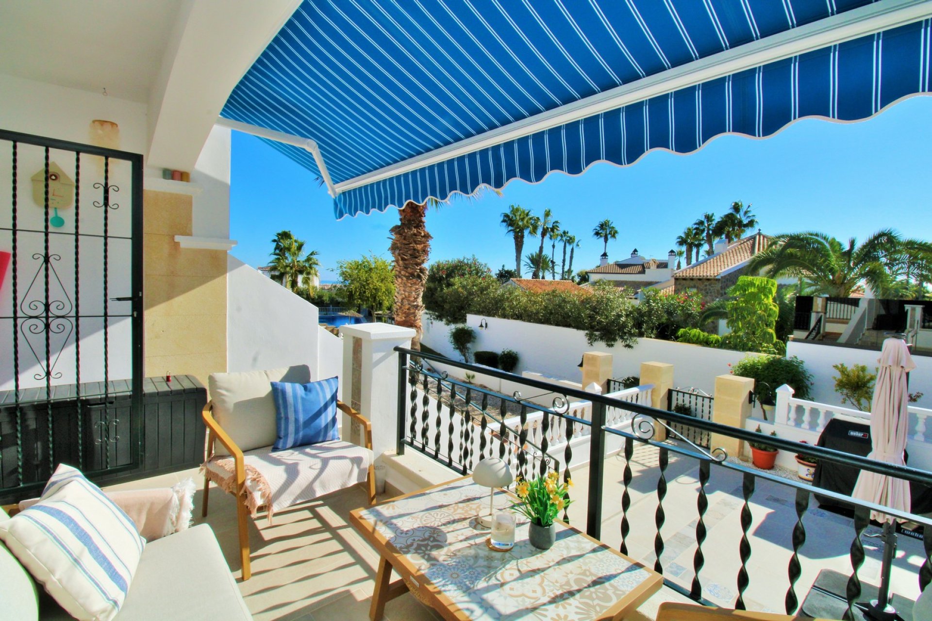 Resale - Townhouse -
Villamartín - Las Violetas