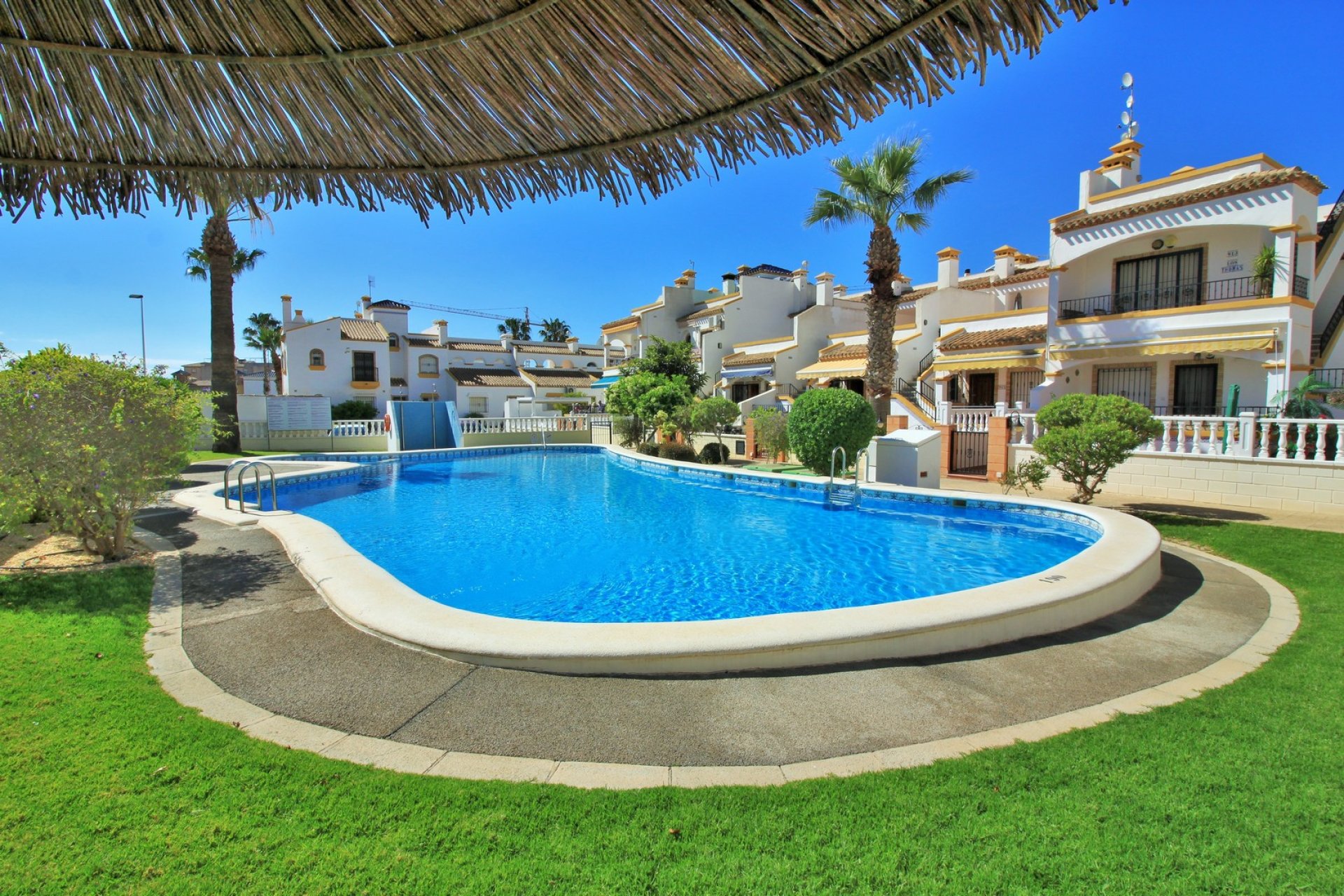 Resale - Townhouse -
Villamartín - Los Dolses