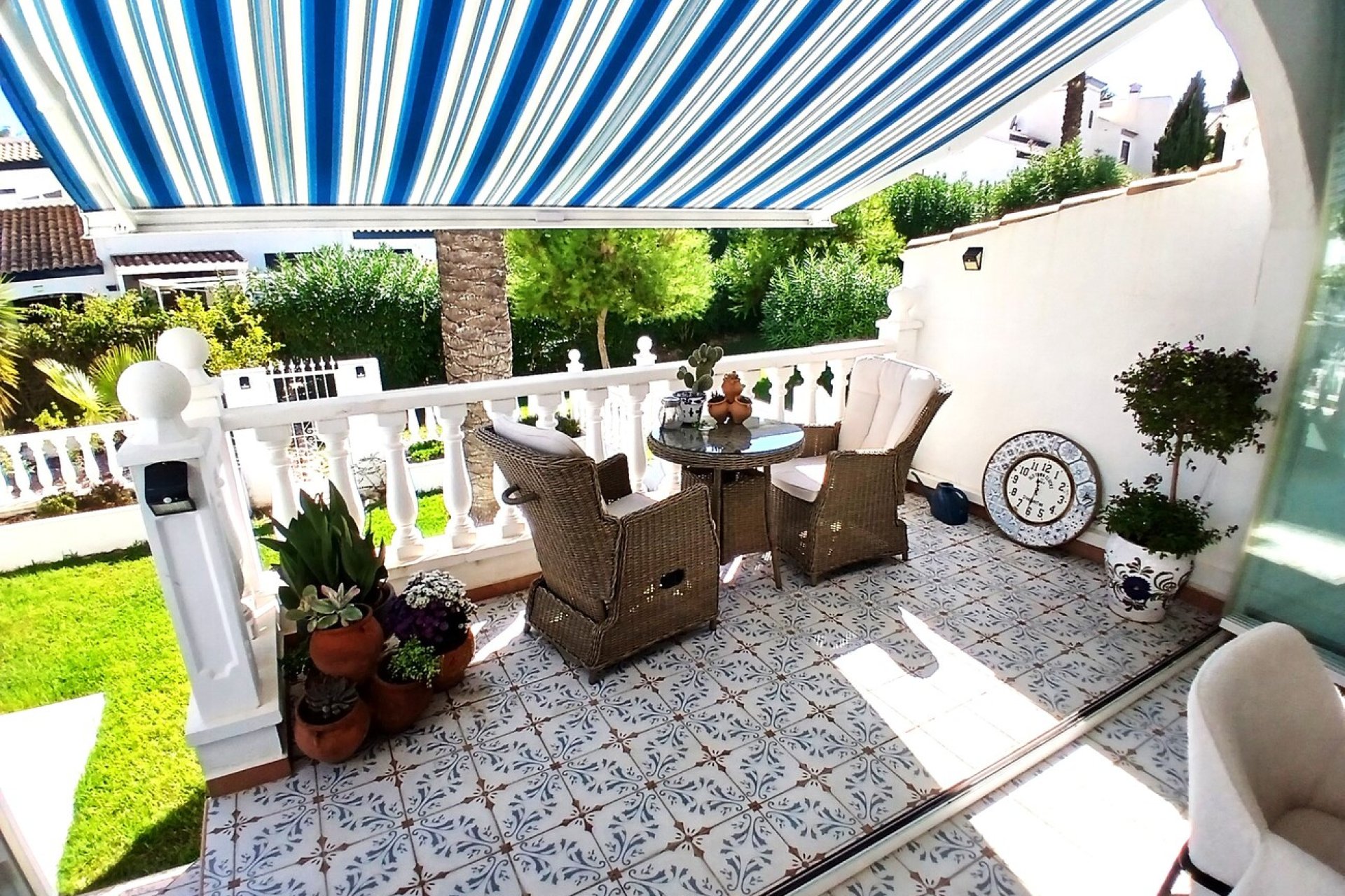 Resale - Townhouse -
Villamartín - Orihuela Costa