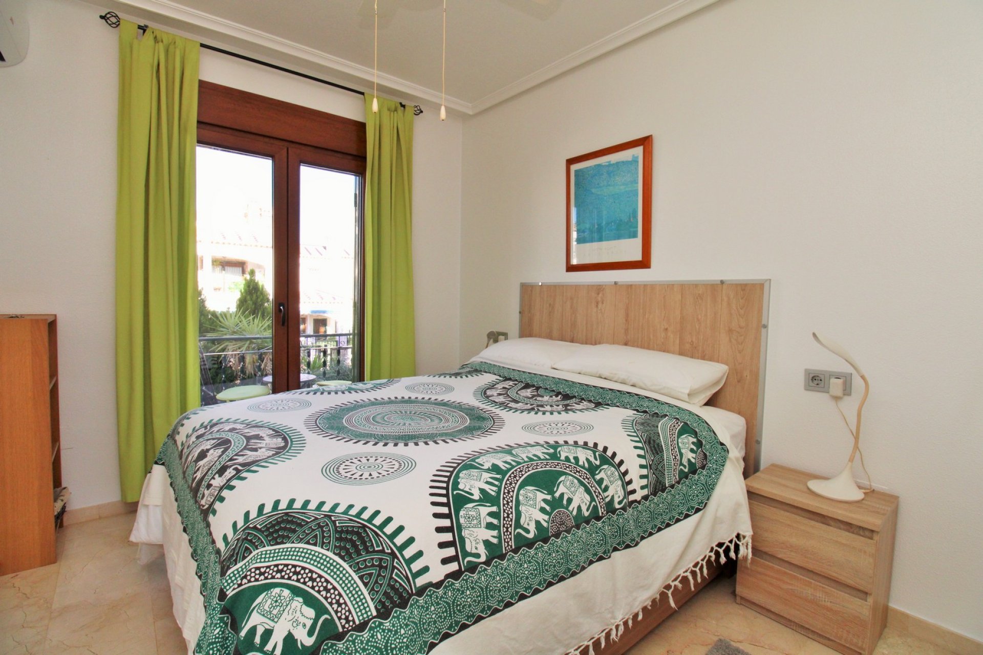 Resale - Townhouse -
Villamartín - Pau 8