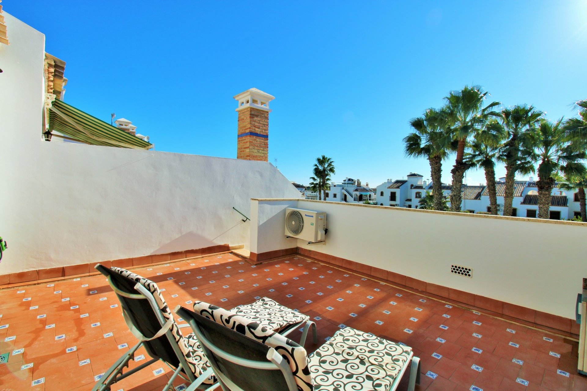 Resale - Townhouse -
Villamartín - Pau 8