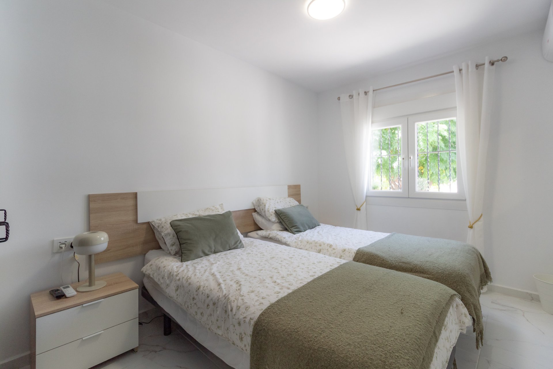 Resale - Townhouse -
Villamartín - Verdemar