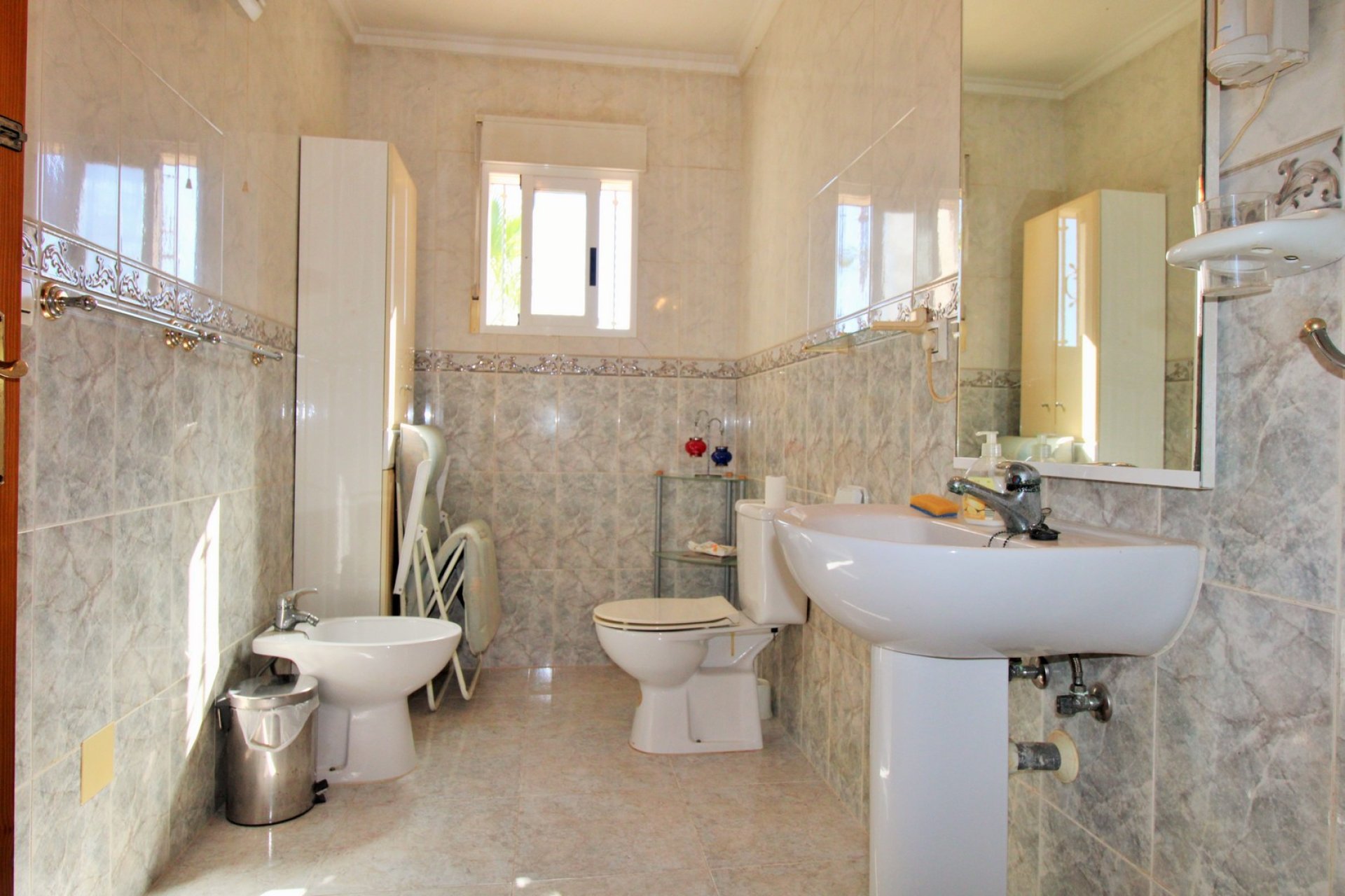 Resale - Townhouse -
Villamartín - Villamartin